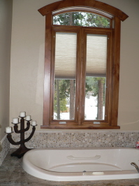 soaking tub